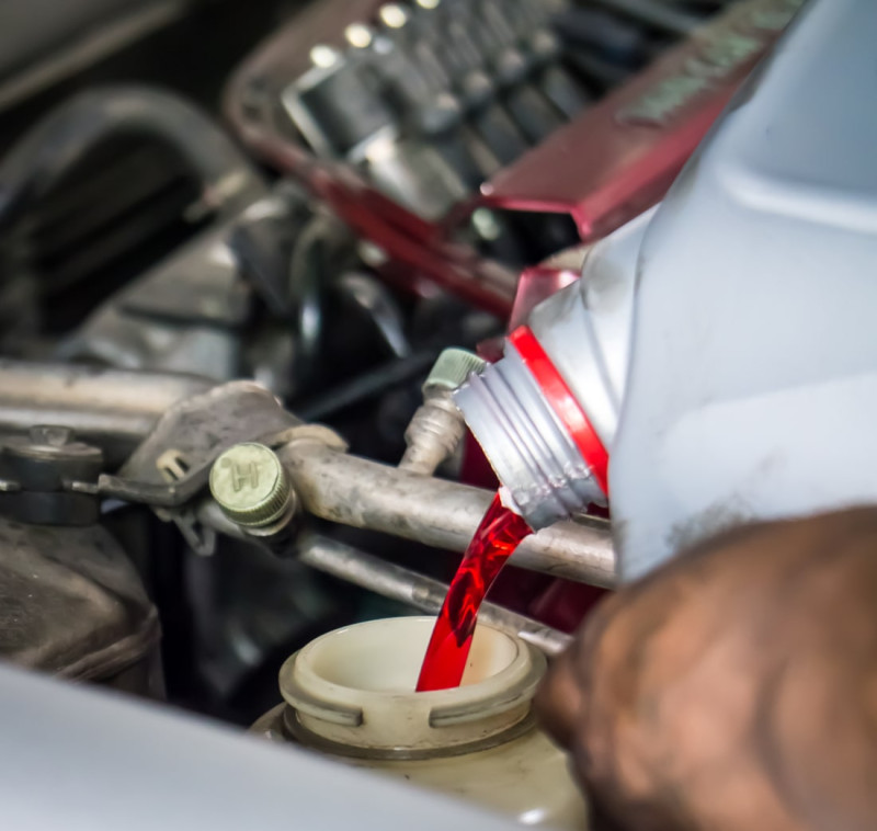 Hand pouring transmission fluid